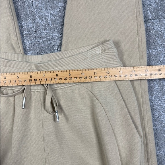 Lululemon Scuba High Rise Tan Jogger Pant LW5CVAS Size 4 - Picture 2 of 6